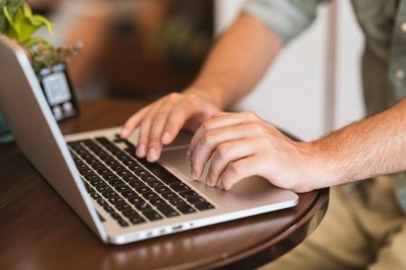 Ноутбук не видит Wi-Fi: что делать и почему так происходит